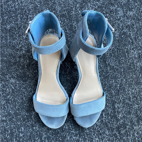 Saks Fifth Avenue blue suede sandals - Picture 3 of 7